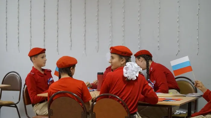 photo_5278712697858422462_y