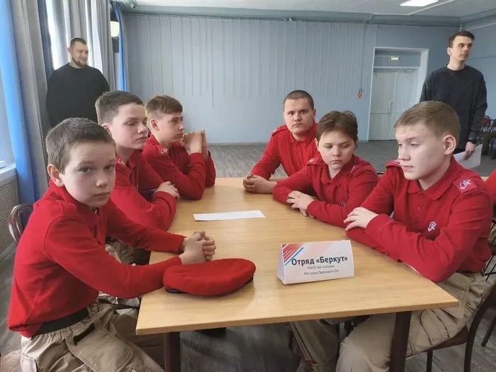 photo_5242399230410821898_y