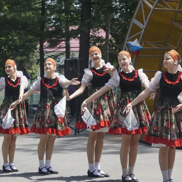 День России в парке Партизанска!