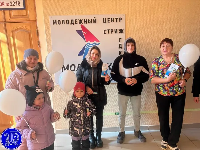 photo_5262506523533970218_y