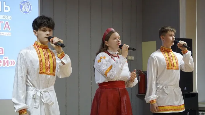 photo_5278712697858422461_y