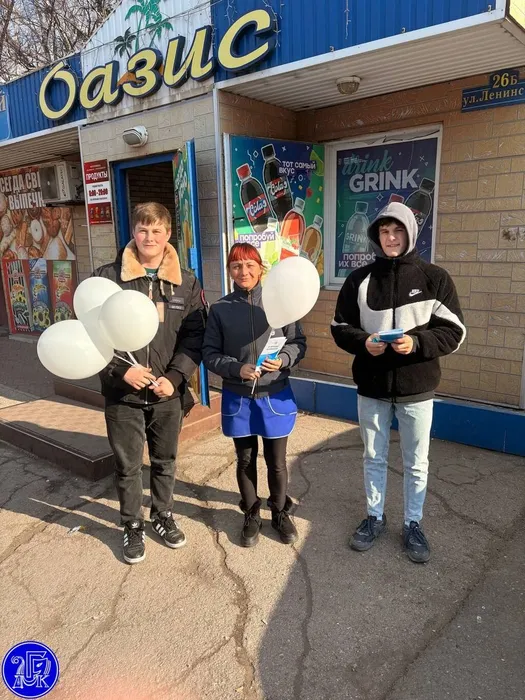 photo_5262506523533970210_y